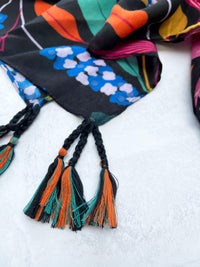BLACK ROSE FLORAL PRINT SQUARE TASSEL SCARF