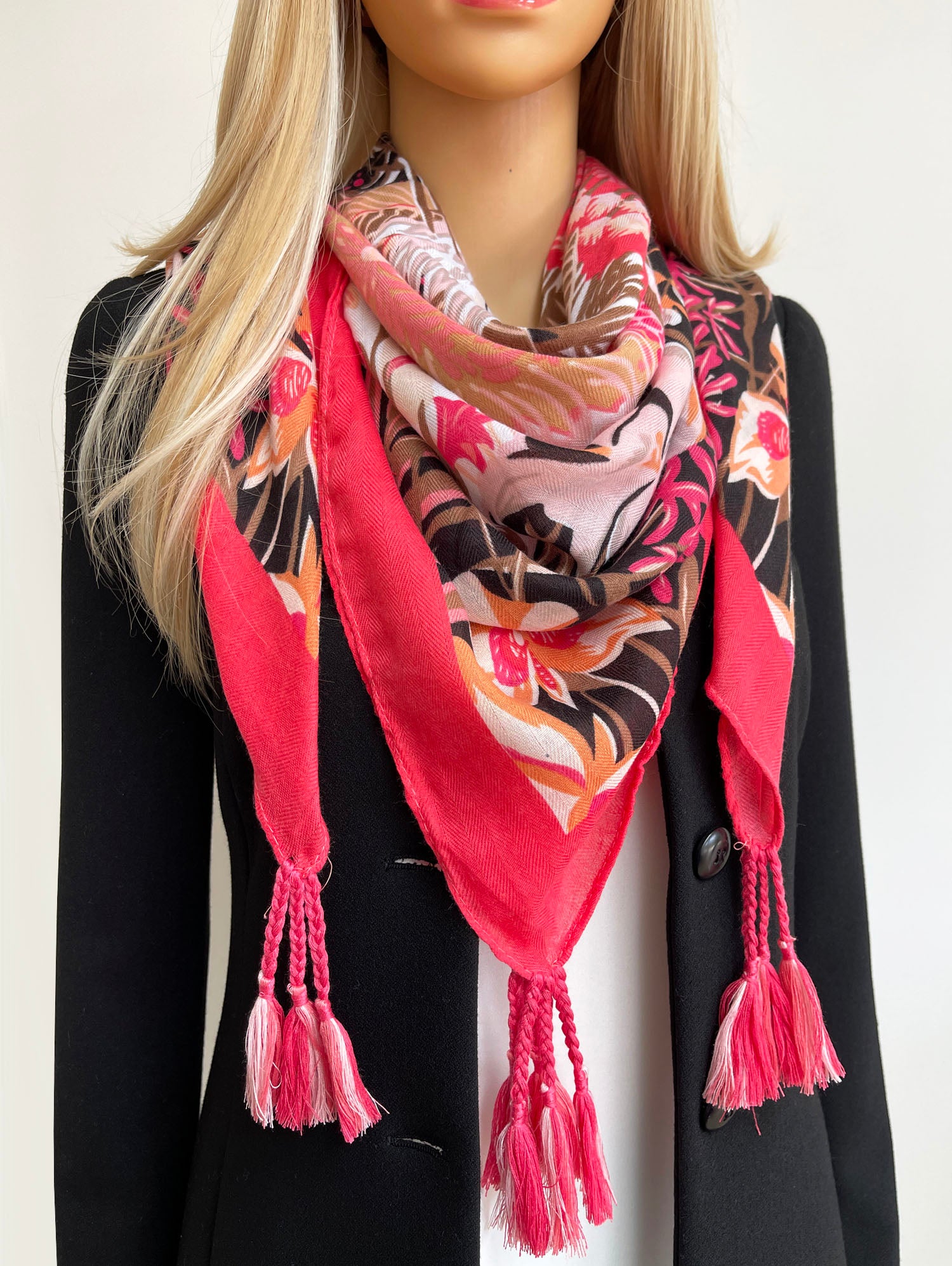 CORAL GARDEN FLORAL PRINT SQUARE TASSEL SCARF