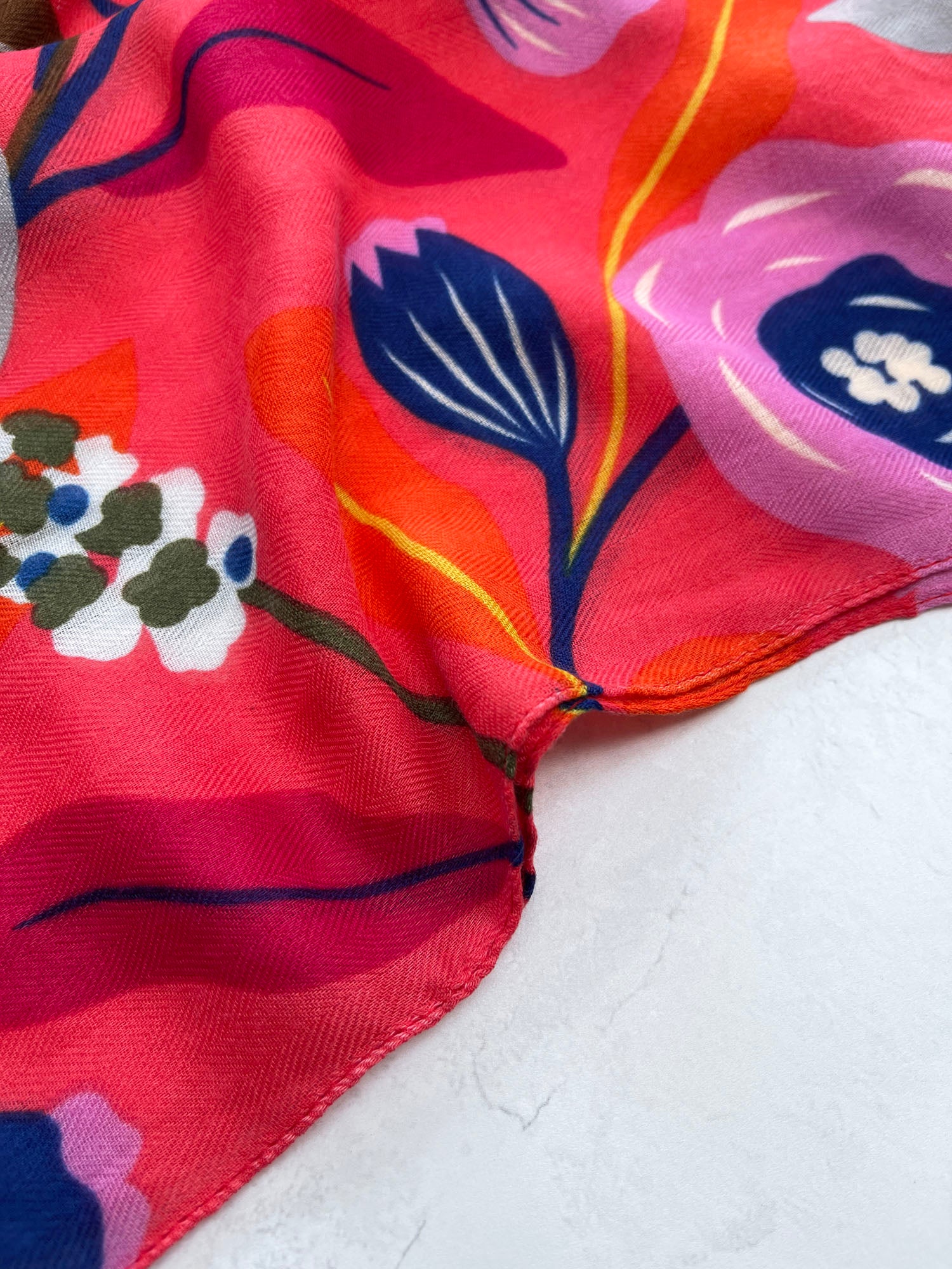 CORAL ORANGE ROSE FLORAL PRINT SQUARE TASSEL SCARF