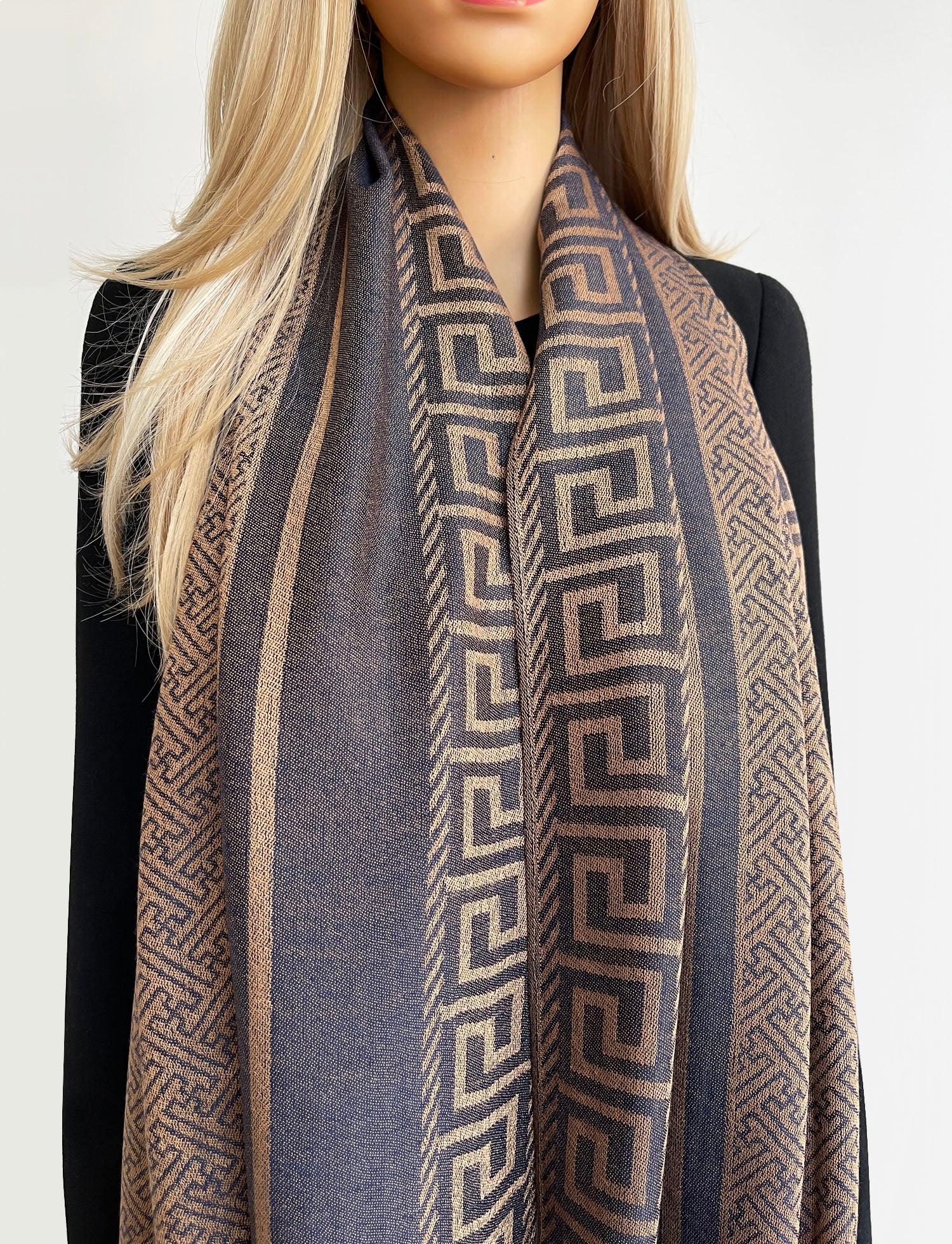 GEOMETRIC PLUM LIGHTWEIGHT PASHMINA SHAWL SCARF
