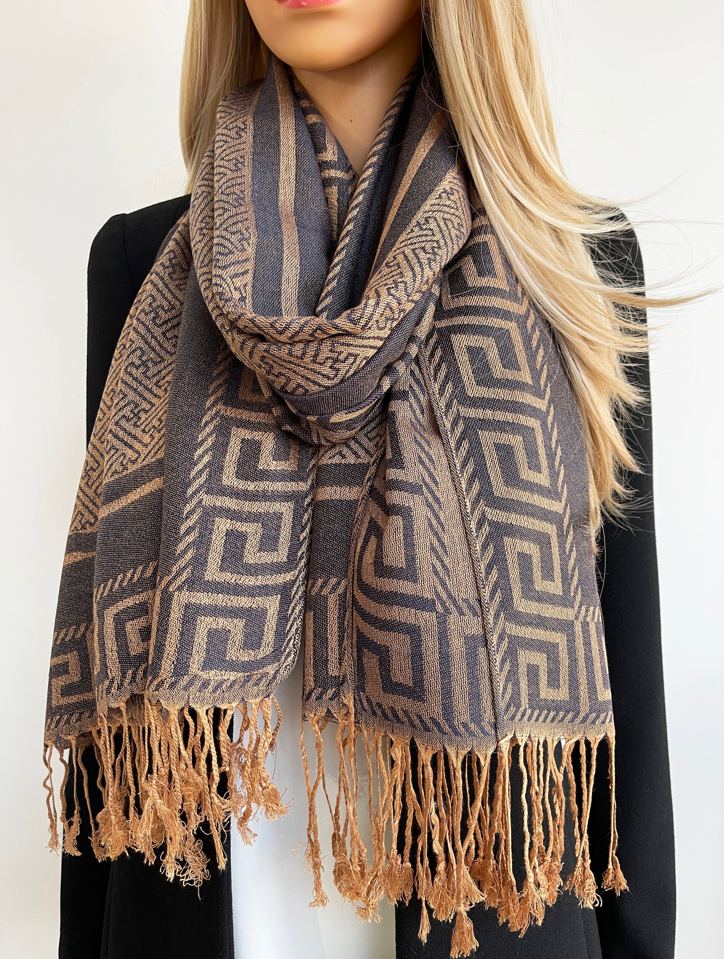 GEOMETRIC PLUM LIGHTWEIGHT PASHMINA SHAWL SCARF