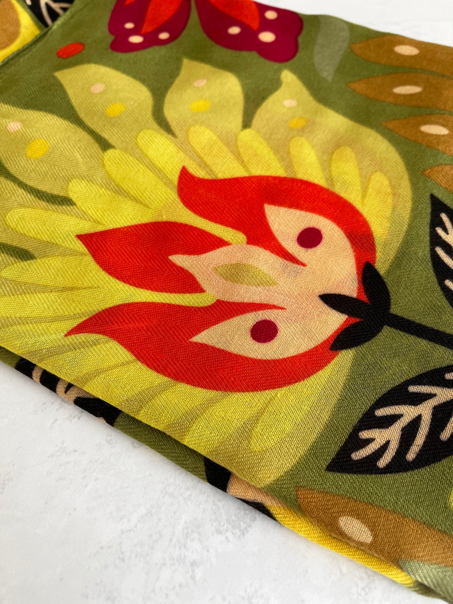 GREEN LOTUS FLORAL PRINT SQUARE TASSEL SCARF