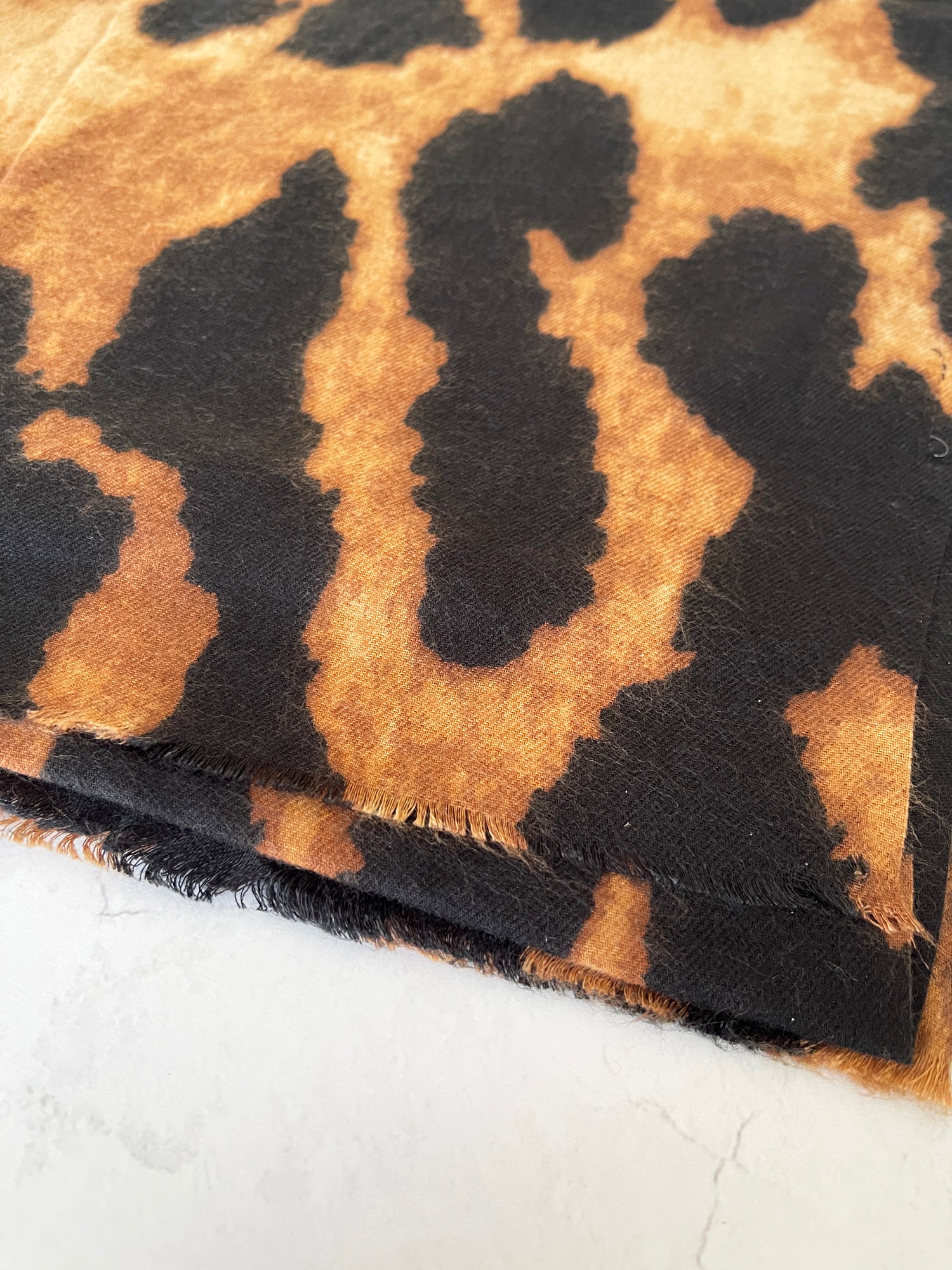 LARGE BROWN WOOL BIG LEOPARD PRINT SCARF