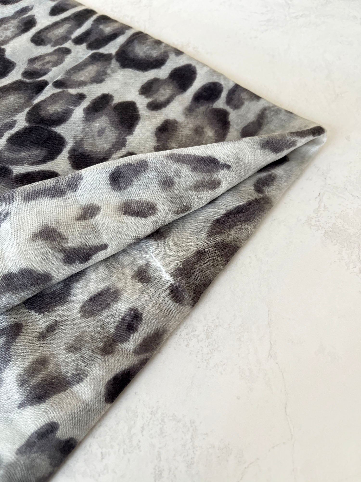 Ladies Leopard Print Scarf