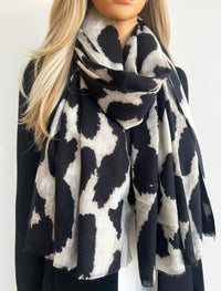 LARGE BEIGE WOOL BIG LEOPARD PRINT SCARF