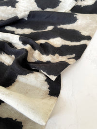 LARGE BEIGE WOOL BIG LEOPARD PRINT SCARF
