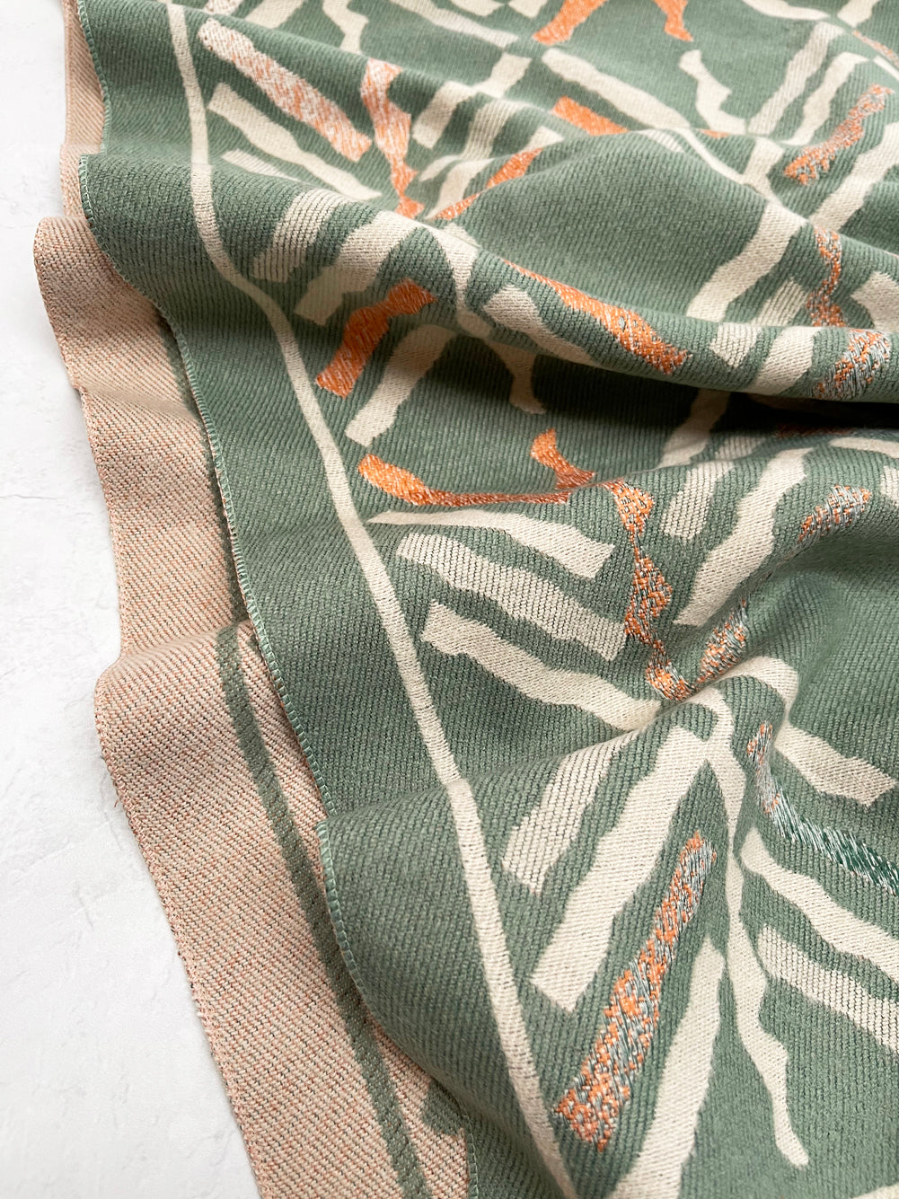 LARGE GREEN RETRO PRINT REVERSIBLE WOOL WINTER SHAWL BLANKET SCARF