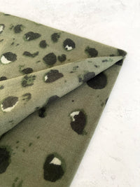 LARGE GREEN WOOL SPOTTY LEOPARD PRINT SCARF