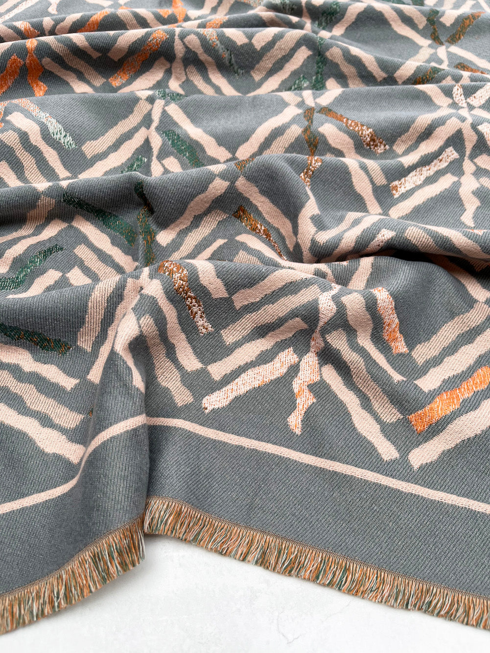 LARGE GREY RETRO PRINT REVERSIBLE WOOL WINTER SHAWL BLANKET SCARF