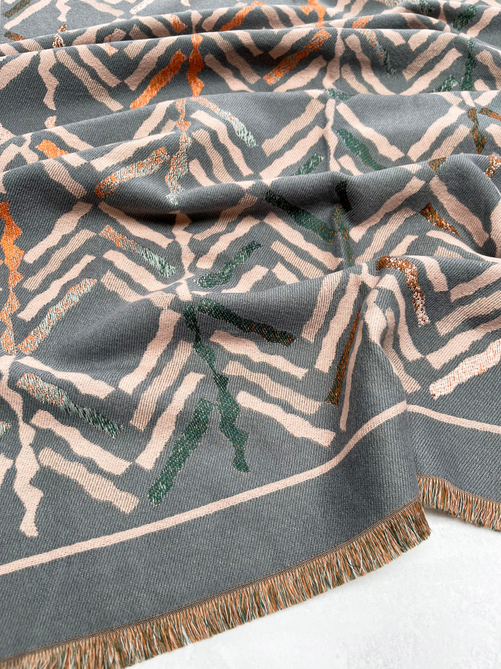 LARGE GREY RETRO PRINT REVERSIBLE WOOL WINTER SHAWL BLANKET SCARF