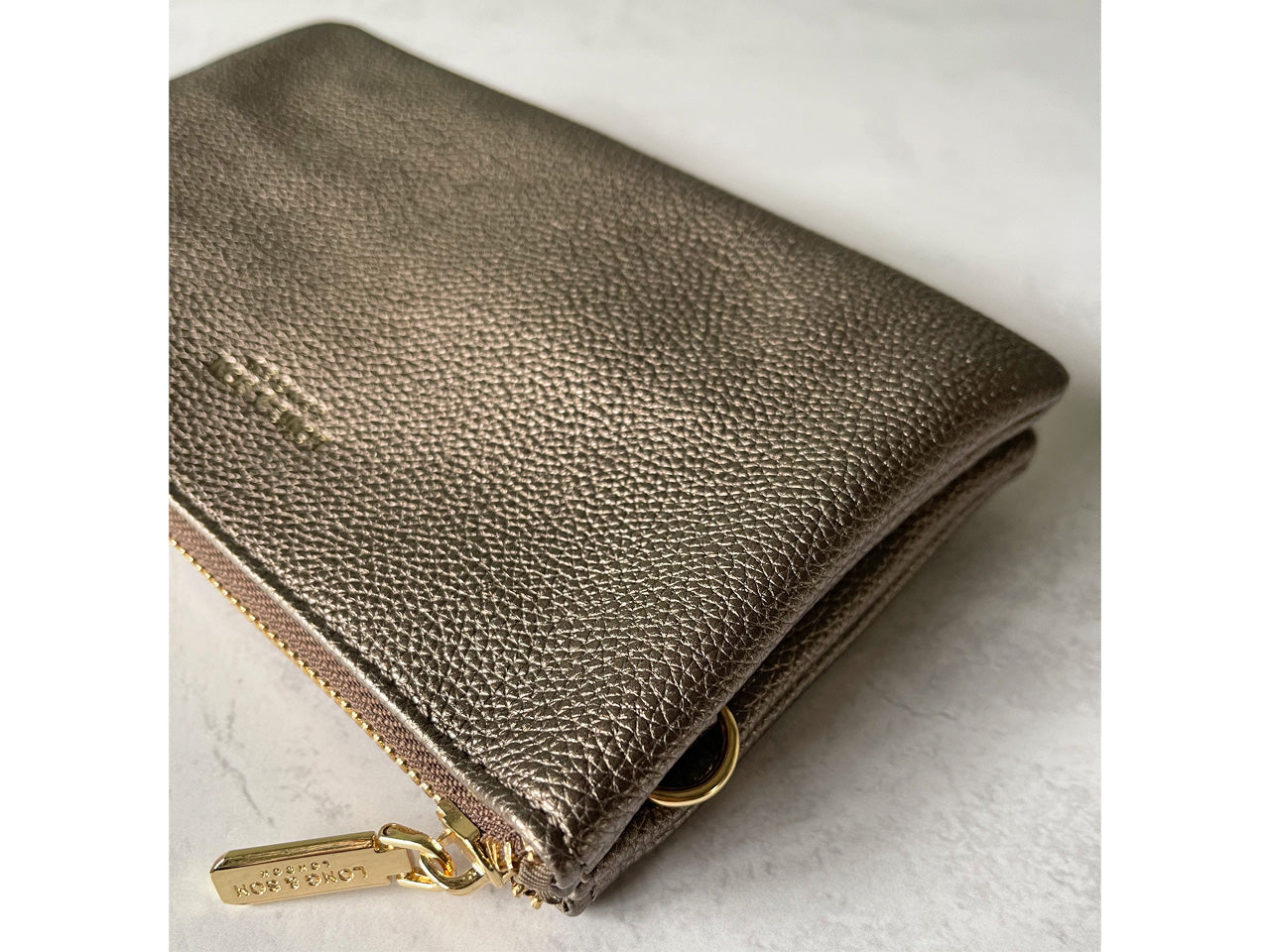 SMALL MULTI-POCKET CROSSBODY PURSE BAG WITH WRIST AND LONG STRAPS - PEWTER