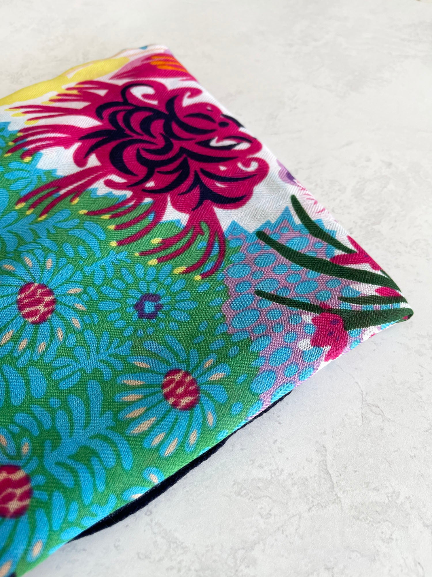 NAVY BLUE GARDEN FLORAL PRINT SQUARE TASSEL SCARF