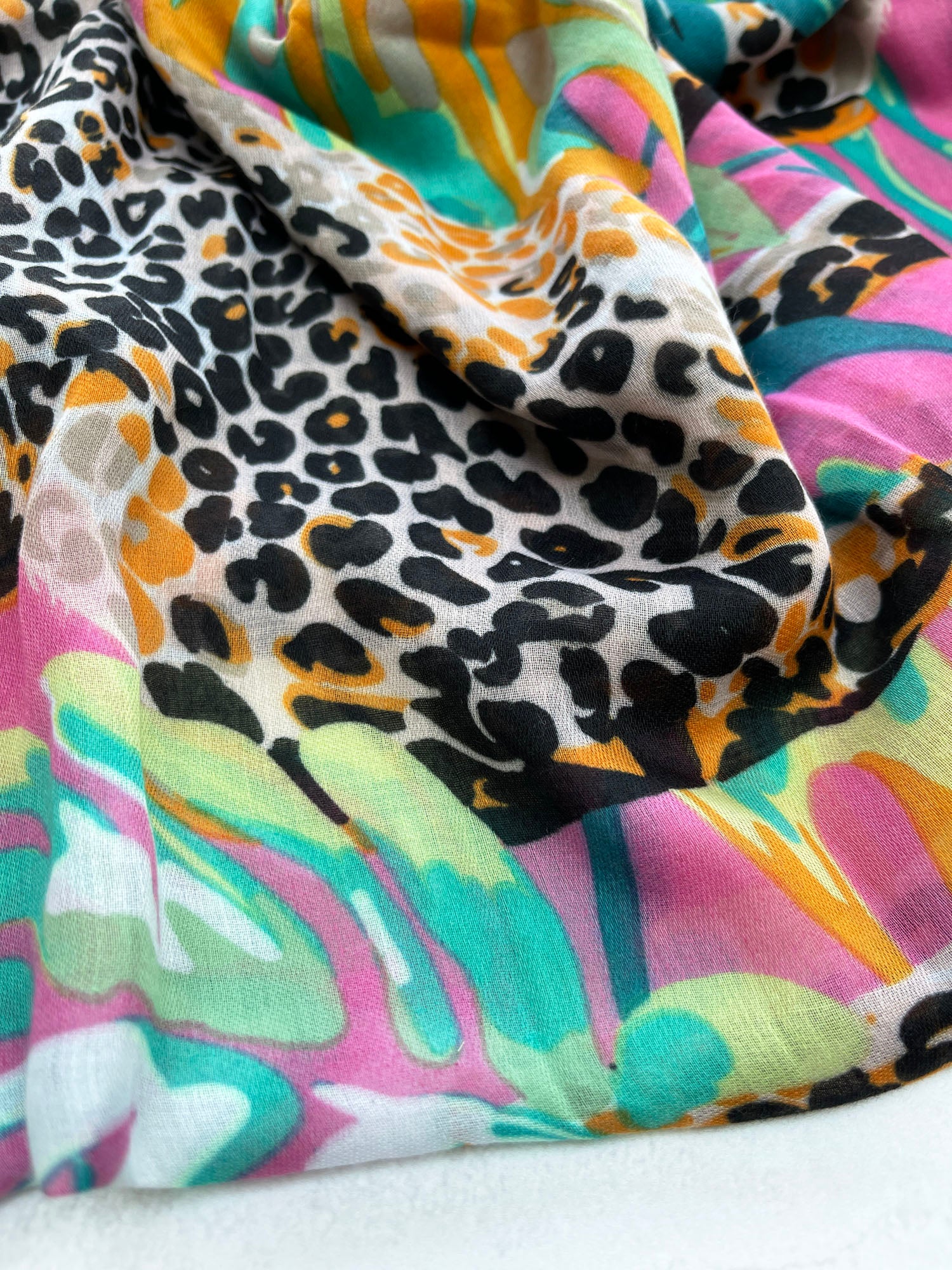 PINK LEOPARD & FLORAL PRINT SQUARE TASSEL SCARF