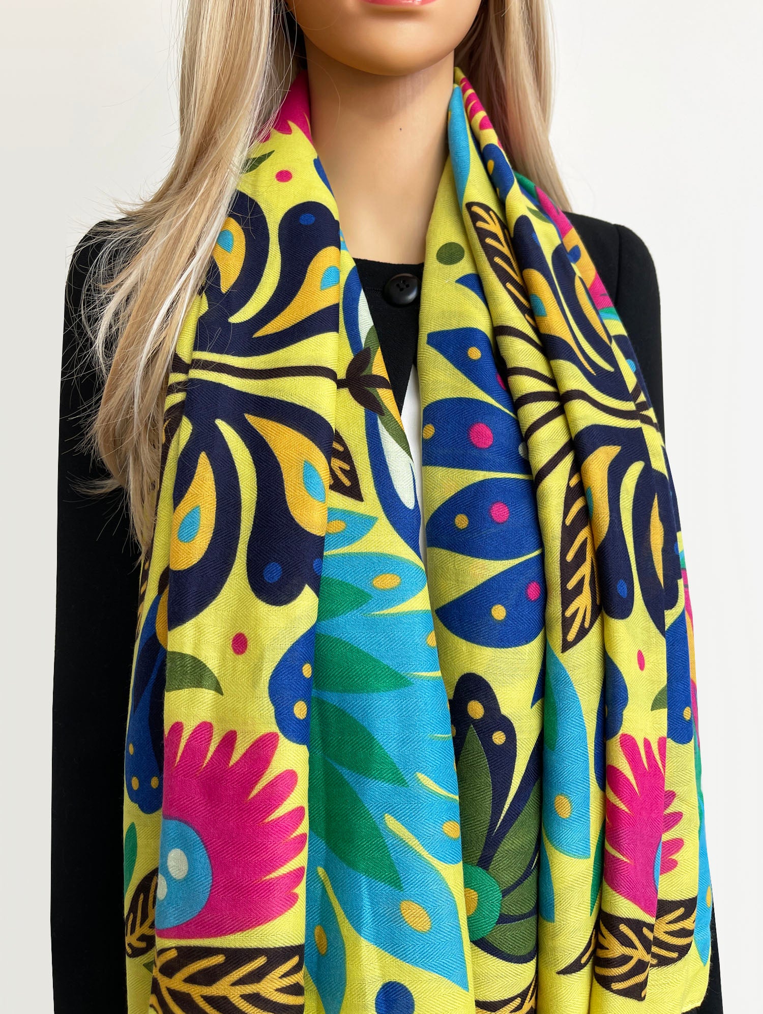 YELLOW LOTUS FLORAL PRINT SQUARE TASSEL SCARF