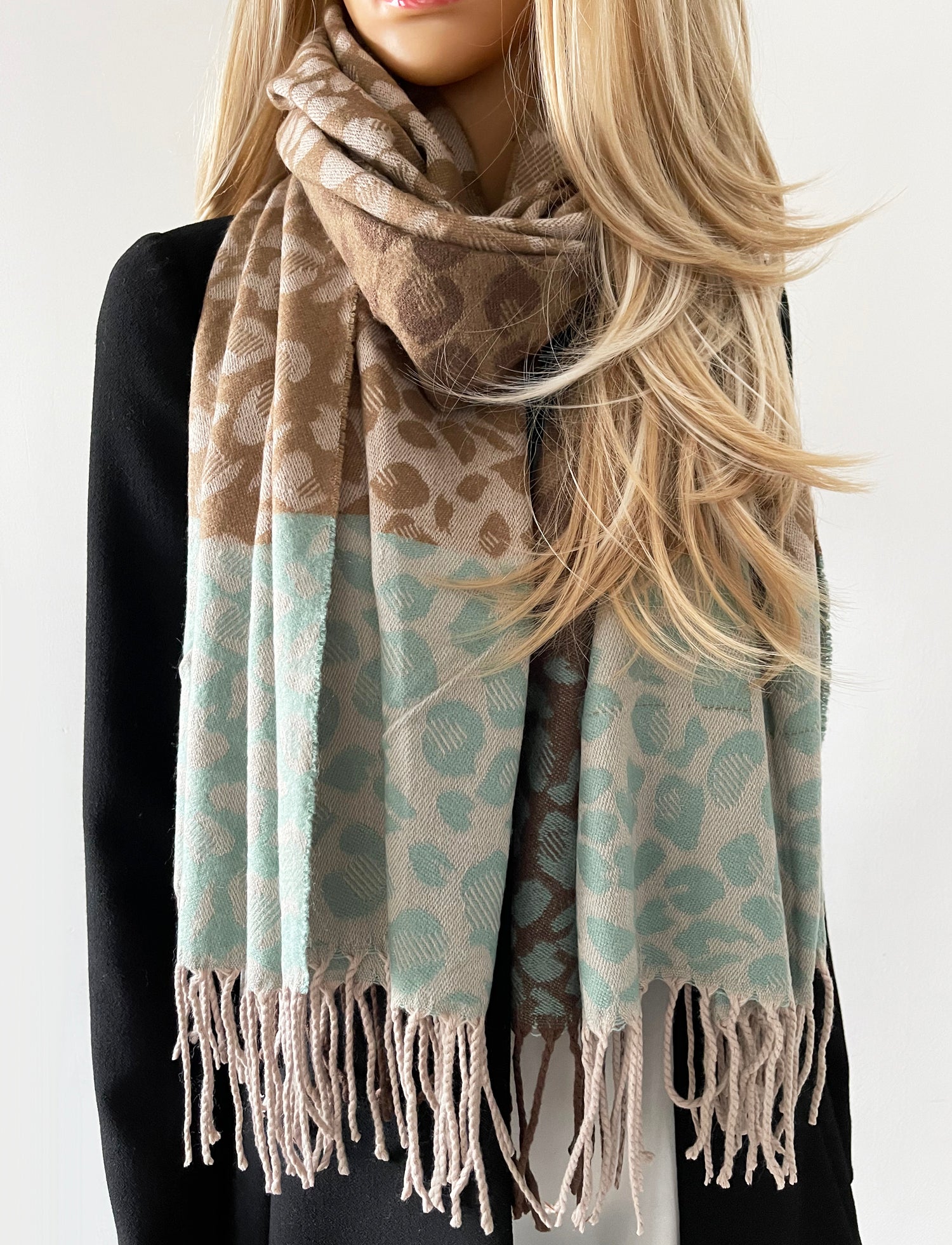 LARGE WOOL MIX THICK LEOPARD PRINT SHAWL - TEAL - A-SHU.CO.UK