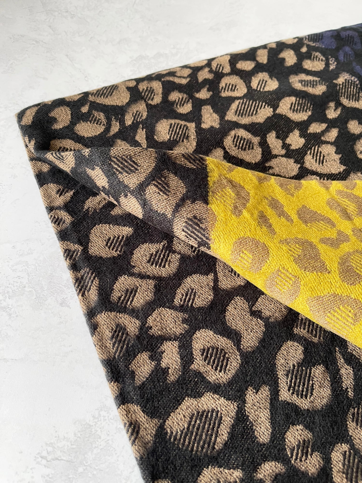 LARGE WOOL MIX THICK LEOPARD PRINT SHAWL - MUSTARD - A-SHU.CO.UK
