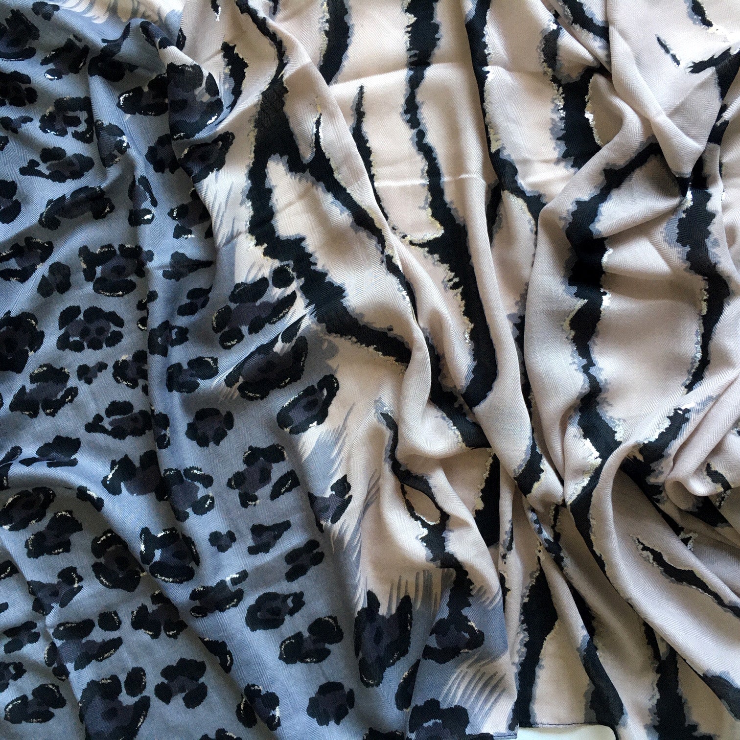 A-SHU LARGE PALE PINK ZEBRA AND LEOPARD PRINT SHAWL SCARF - A-SHU.CO.UK