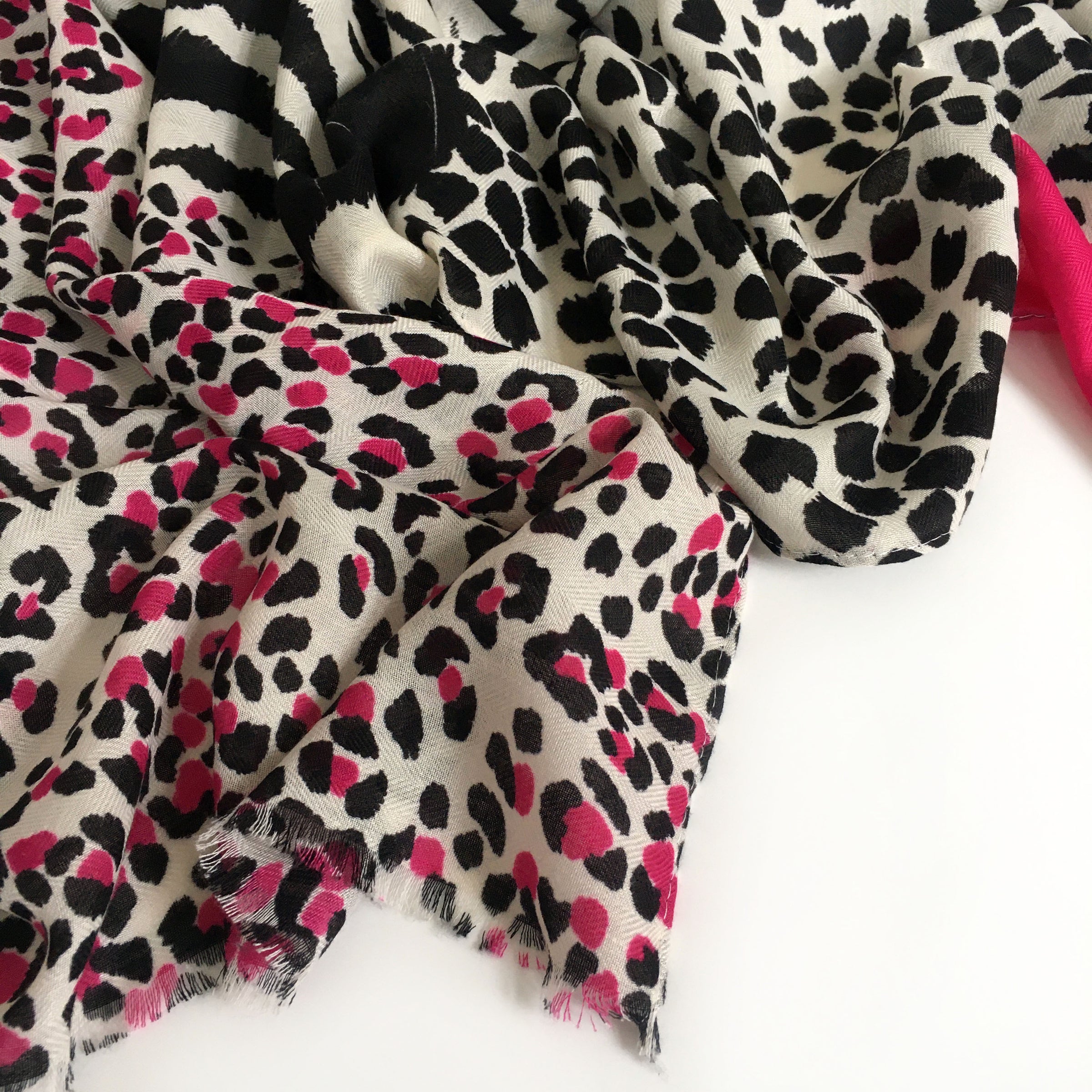 A-SHU LARGE FUSCHIA PINK COTTON MIX TIGER AND LEOPARD PRINT SHAWL SCARF - A-SHU.CO.UK