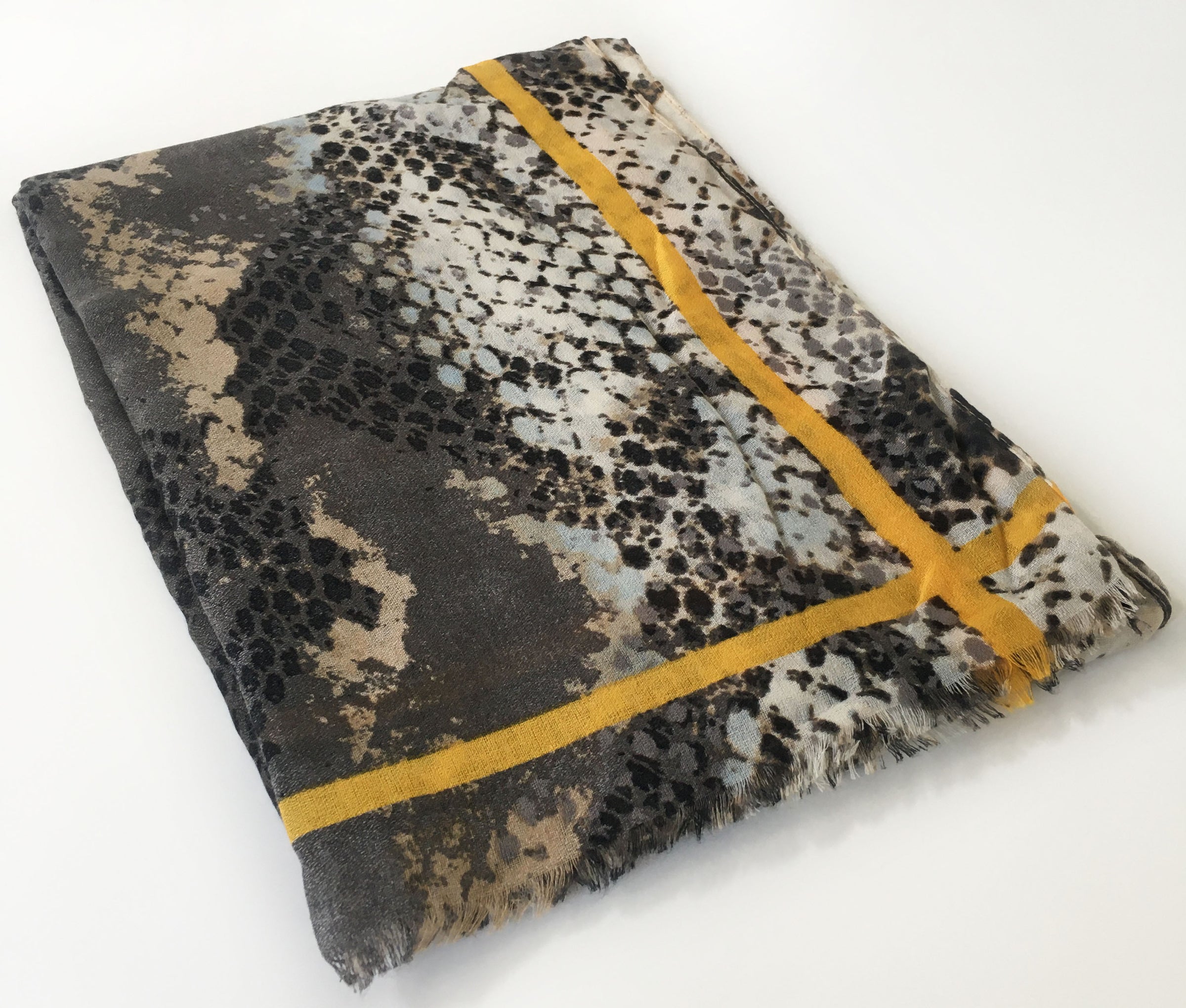 A-SHU LARGE BEIGE SNAKESKIN PRINT SHAWL SCARF WITH STRIPE - A-SHU.CO.UK