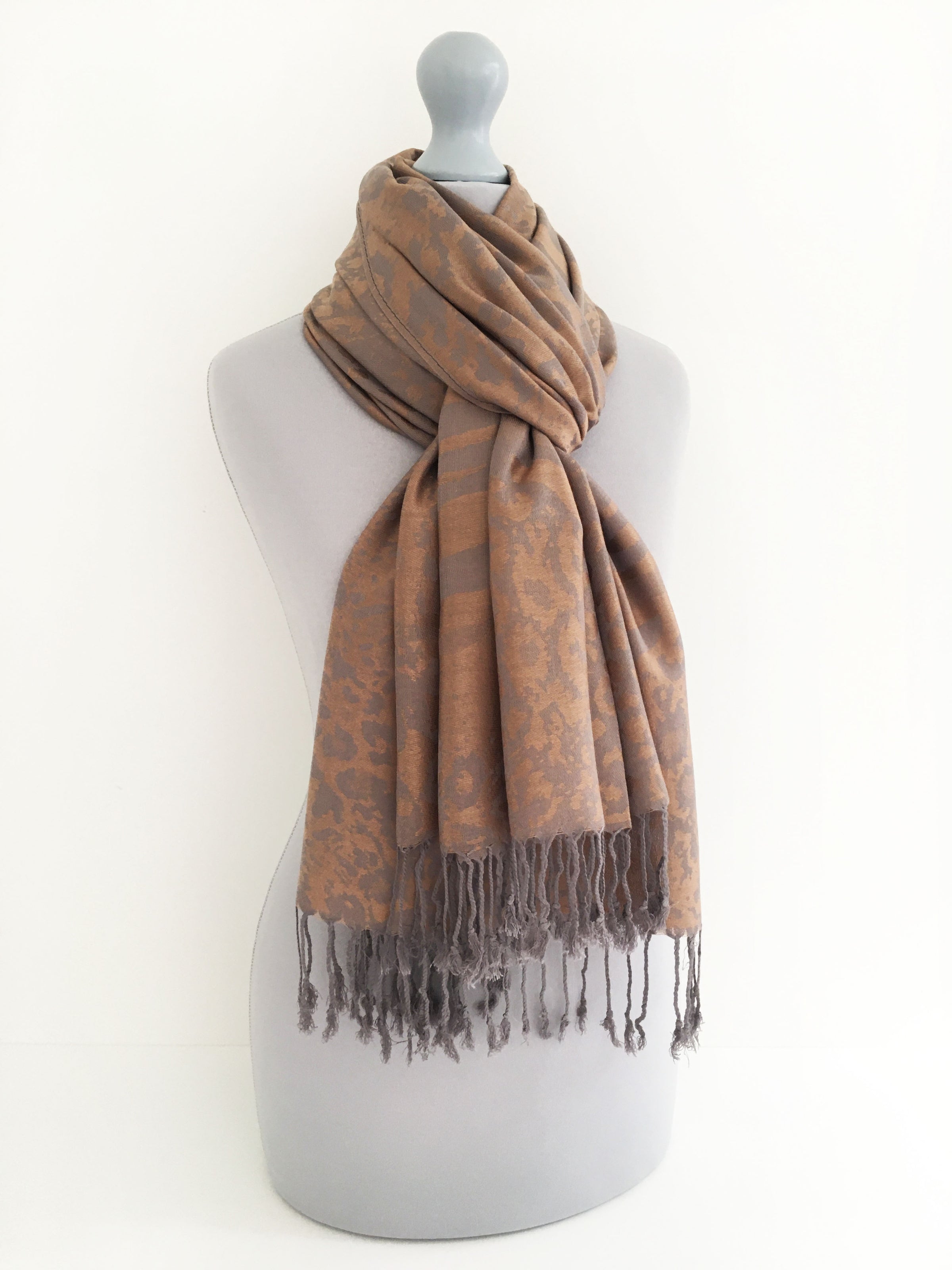 A-SHU BRONZE LARGE LEOPARD PRINT REVERSIBLE PASHMINA SHAWL SCARF - A-SHU.CO.UK