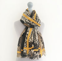 A-SHU LARGE BEIGE SNAKESKIN PRINT SHAWL SCARF WITH STRIPE - A-SHU.CO.UK