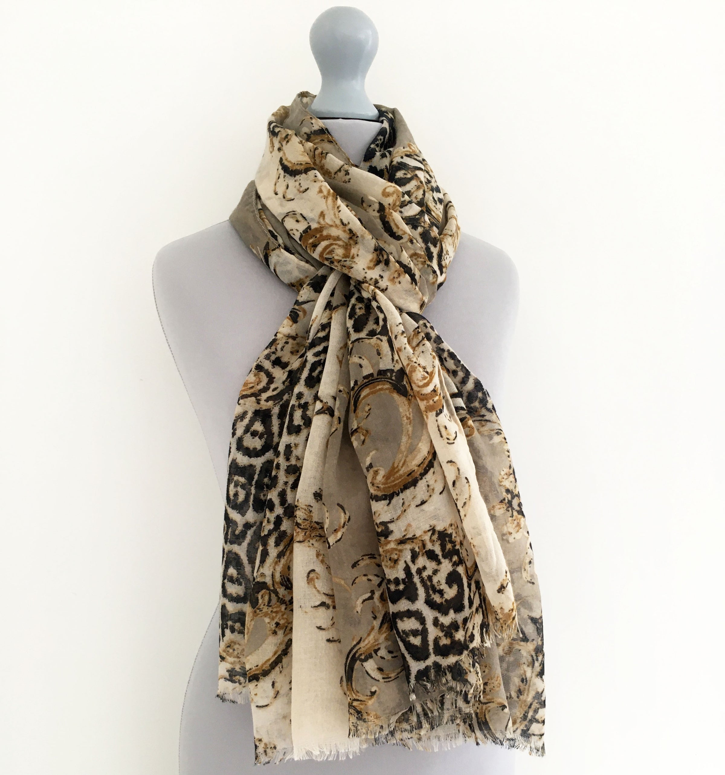 A-SHU LARGE CREAM VINTAGE LEOPARD PRINT SHAWL SCARF - A-SHU.CO.UK