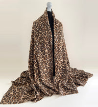 LARGE BROWN SUPER SOFT FLEECE FEEL LEOPARD PRINT SCARF