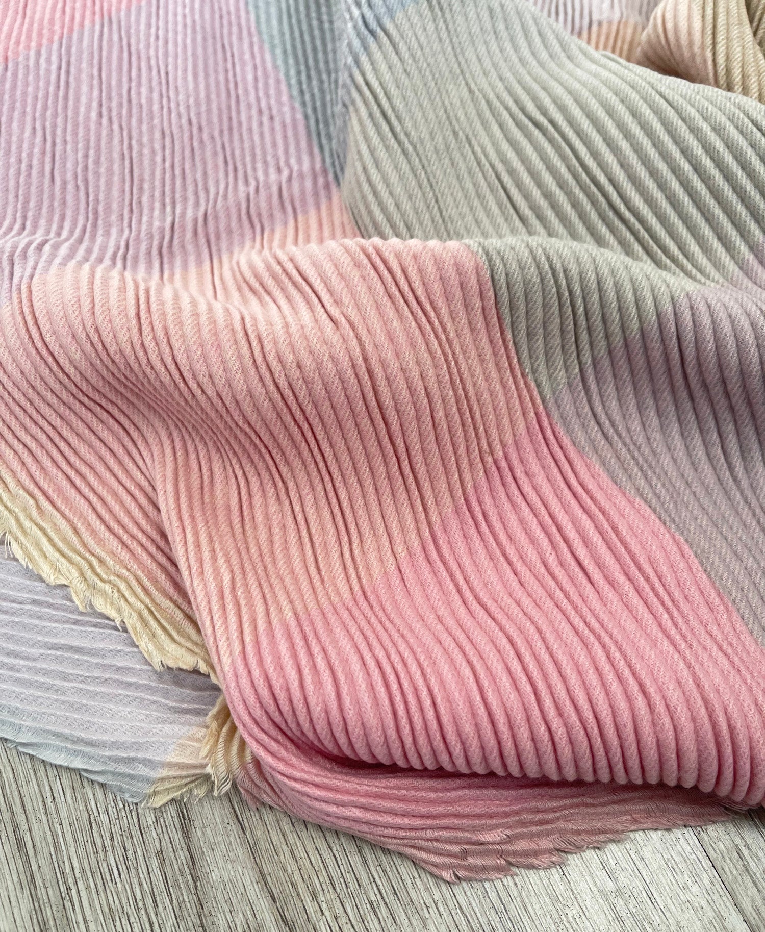 LONG PINK CRINKLE MULTICOLOUR WOOL MIX COLOUR BLOCK CHECK SCARF
