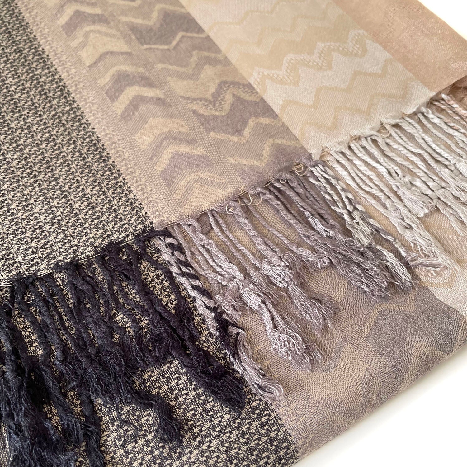 MULTICOLOUR BEIGE WAVE PRINT PASHMINA SHAWL SCARF