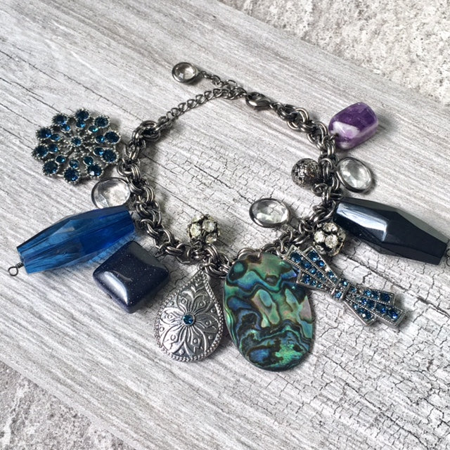 A-SHU NAVY BLUE PEWTER METAL CHUNKY STONE BEADED CHARM BRACELET - A-SHU.CO.UK