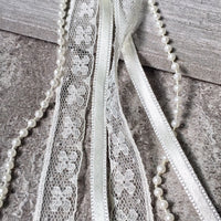 A-SHU PEARL AND RIBBON CREAM FABRIC FLOWER LACE CORSAGE CLIP - A-SHU.CO.UK