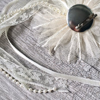 A-SHU PEARL AND RIBBON CREAM FABRIC FLOWER LACE CORSAGE CLIP - A-SHU.CO.UK