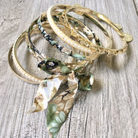 A-SHU BOHO INSPIRED GOLD PEARL GREEN FLORAL MIXED BANGLE SET - A-SHU.CO.UK