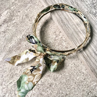 A-SHU BOHO INSPIRED GOLD PEARL GREEN FLORAL MIXED BANGLE SET - A-SHU.CO.UK