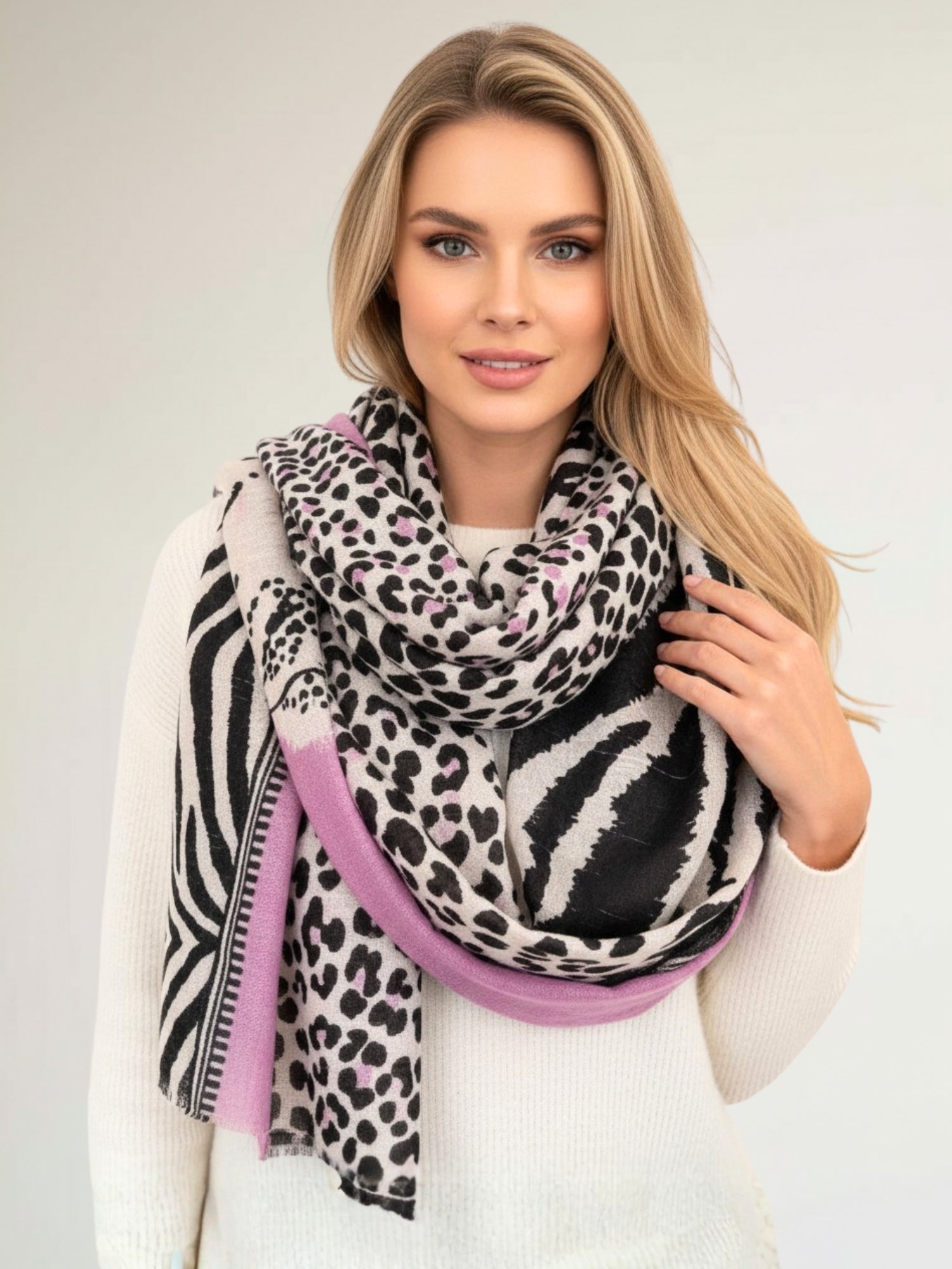 LARGE LILAC TIGER AND LEOPARD PRINT SHAWL SCARF