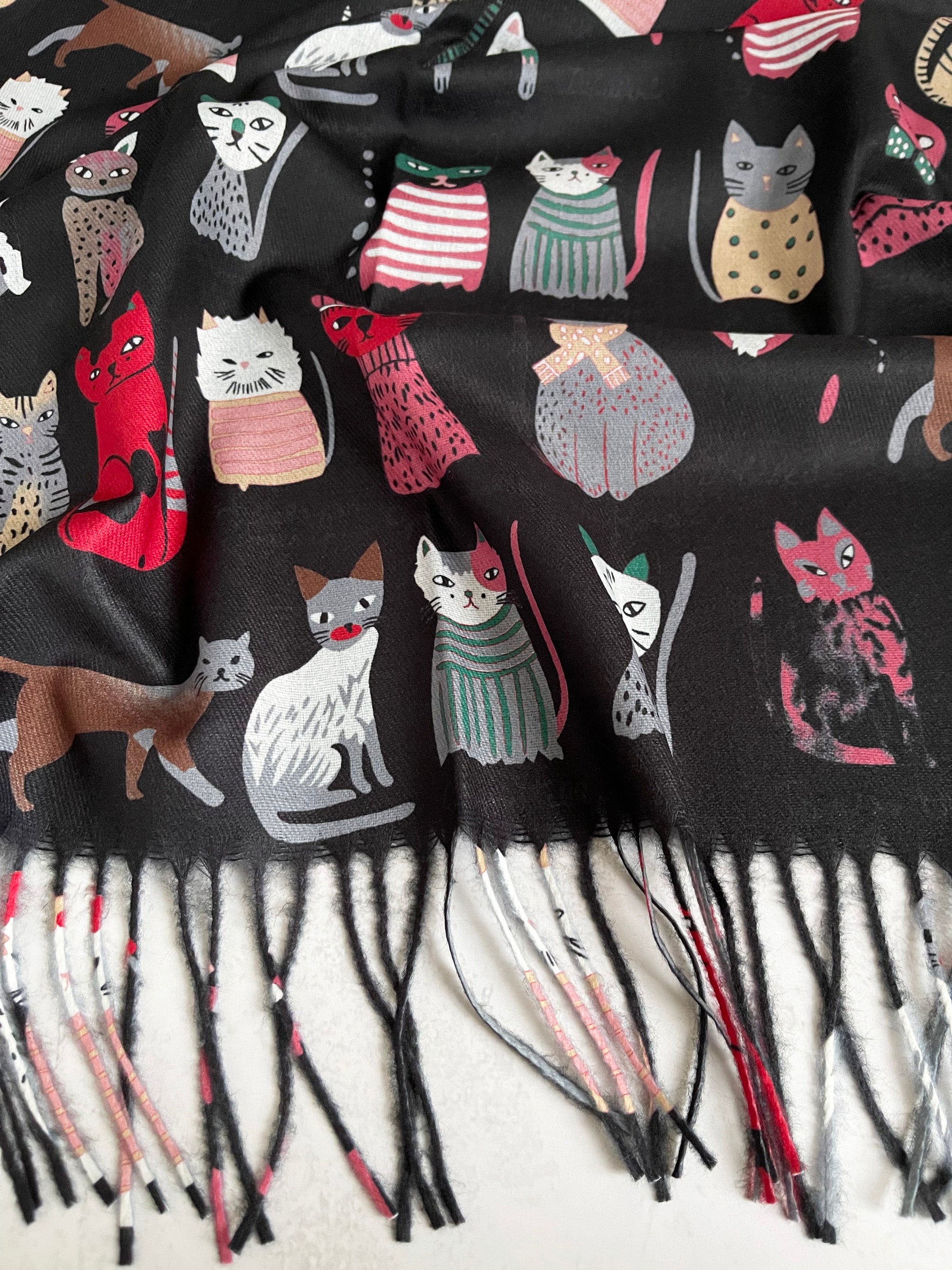 BLACK CAT PRINT LONG LIGHTWEIGHT SCARF