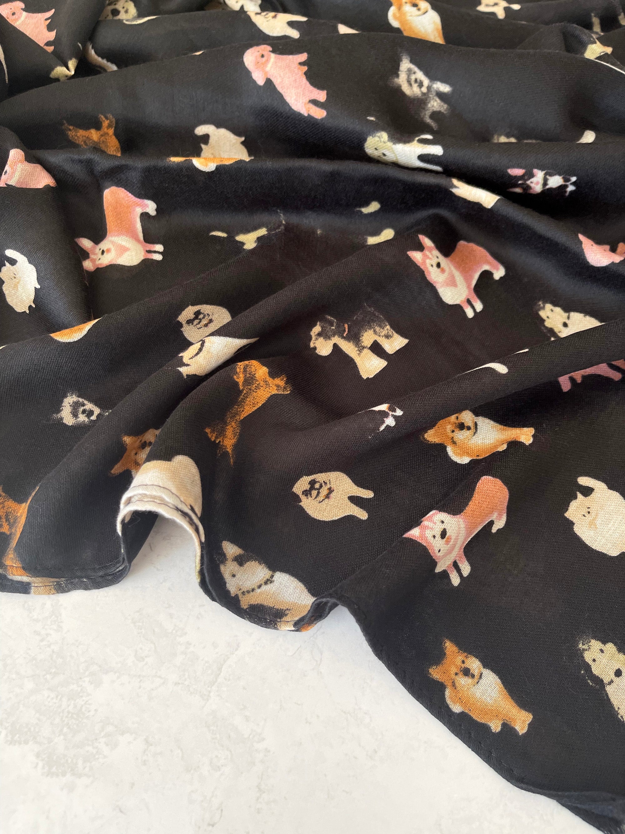 BLACK COTTON BLEND DOG PRINT LIGHTWEIGHT SCARF