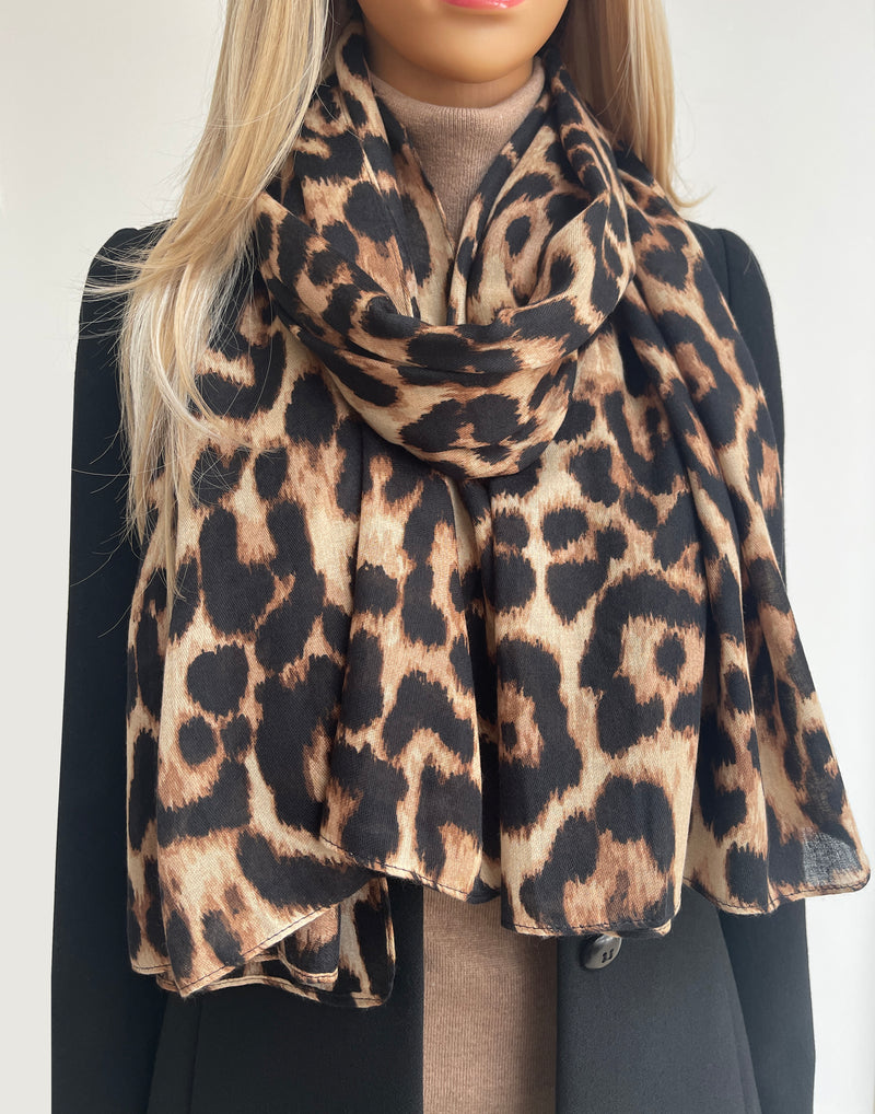 BROWN COTTON BLEND CLASSIC LEOPARD PRINT SCARF