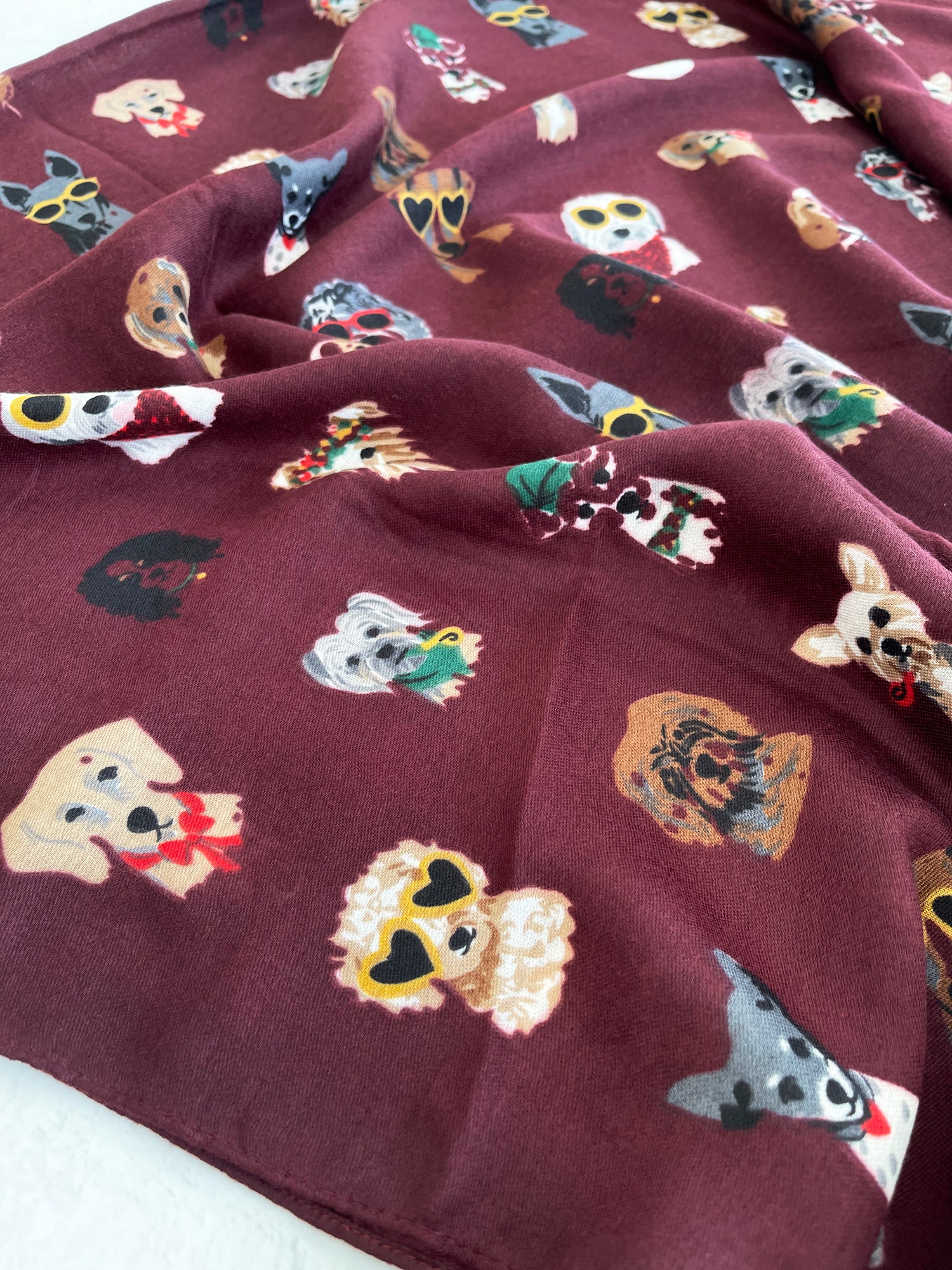 BURGUNDY COTTON BLEND DOG PRINT LIGHTWEIGHT SCARF