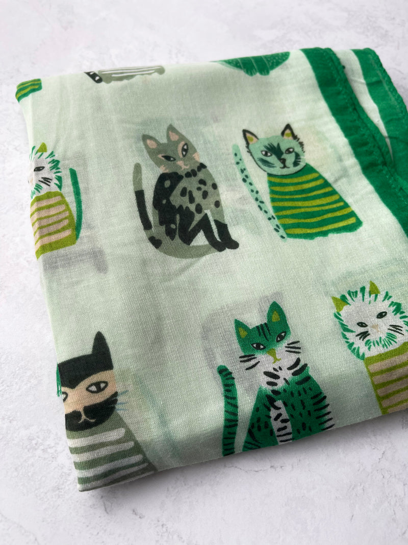 CREAM AND GREEN LIGHTWEIGHT BORDER CAT SCARF