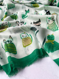 CREAM AND GREEN LIGHTWEIGHT BORDER CAT SCARF