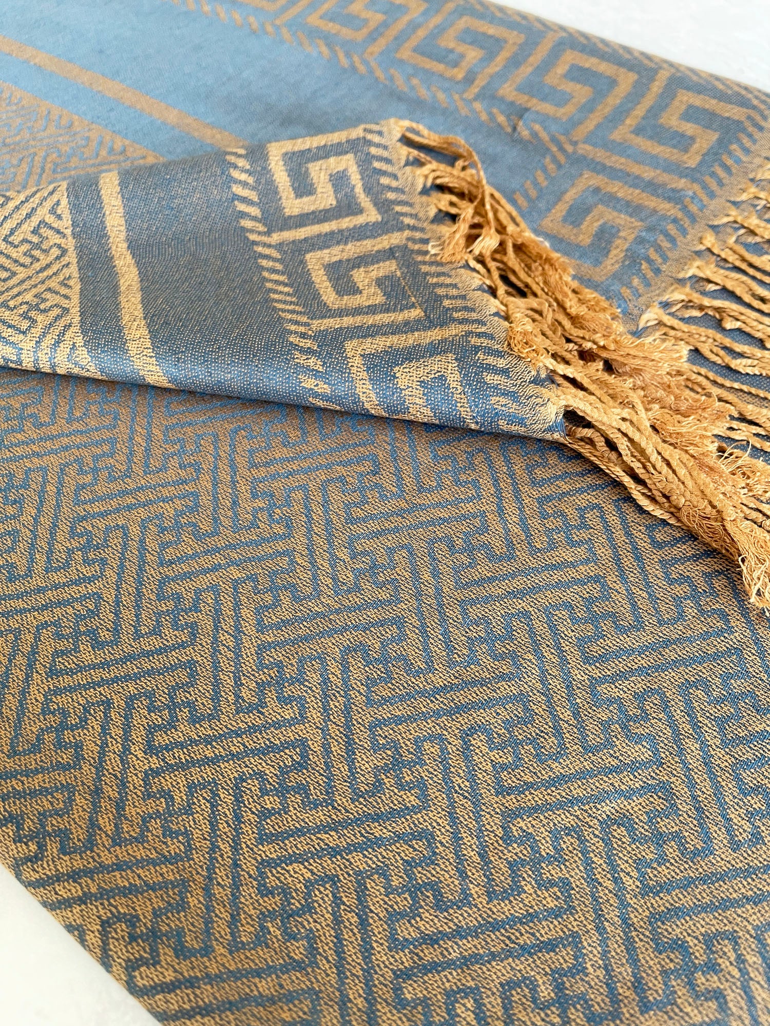 GEOMETRIC BLUE LIGHTWEIGHT PASHMINA SHAWL SCARF