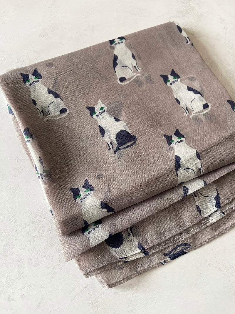 GREY ART DECO LIGHTWEIGHT CAT SCARF