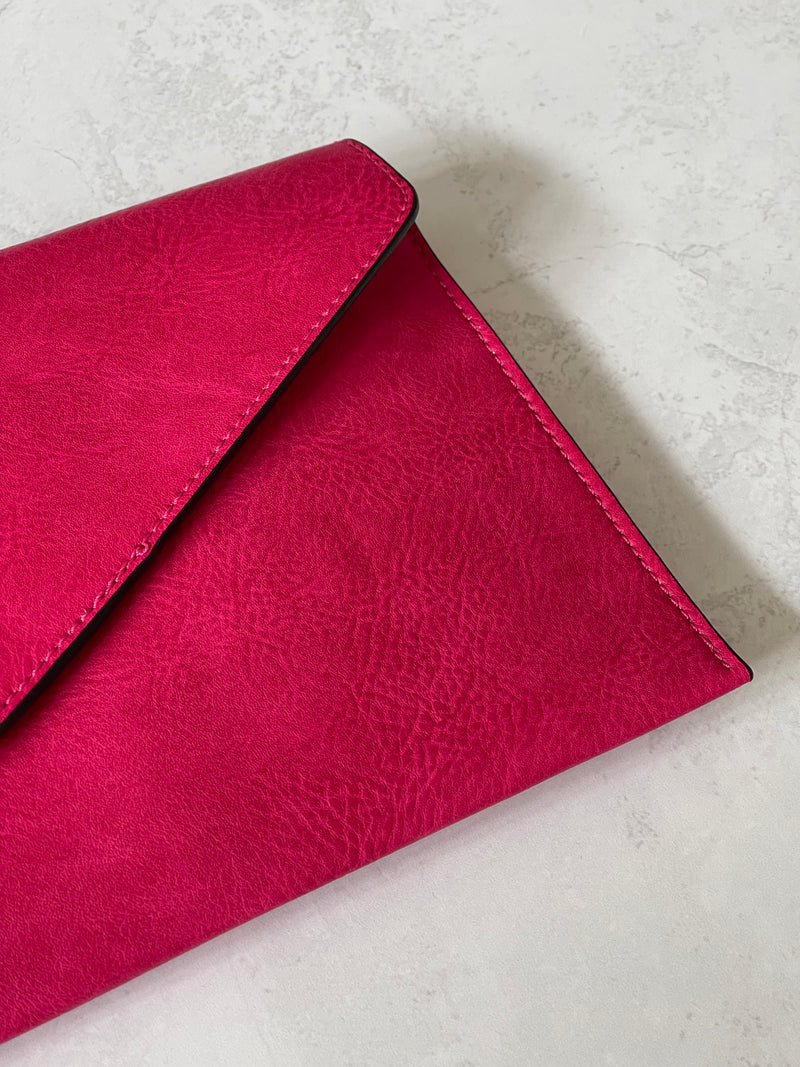 LARGE FUSCHIA PINK OVERSIZED ENVELOPE CLUTCH BAG WITH WRISTLET AND LONG CROSSBODY SHOULDER STRAP