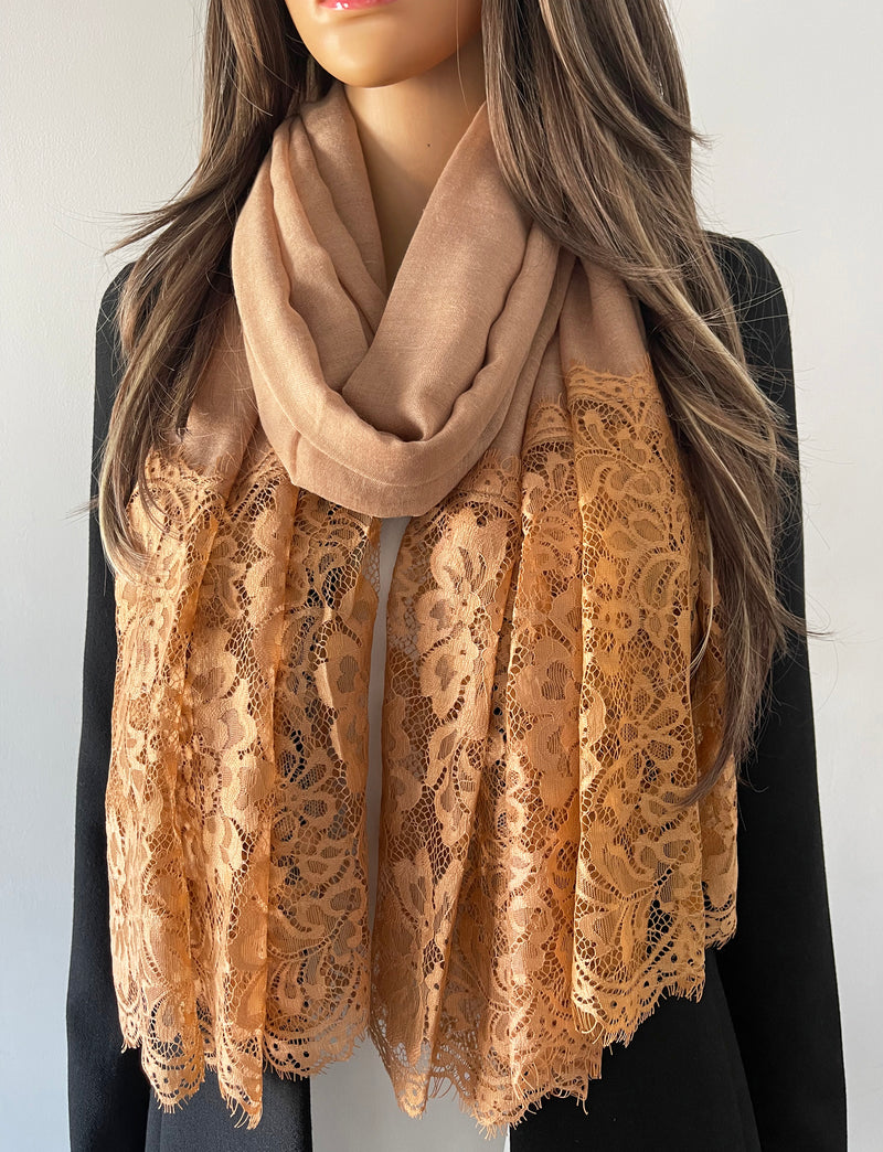 LARGE CAMEL LACE DETAIL LIGHTWEIGHT SCARF