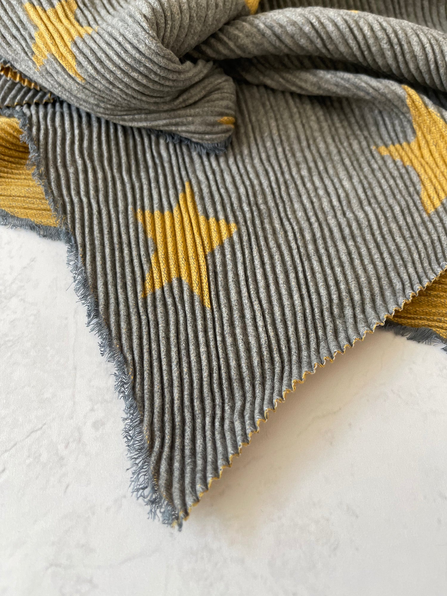 LARGE MUSTARD YELLOW STAR THICK REVERSIBLE WINTER SHAWL BLANKET SCARF