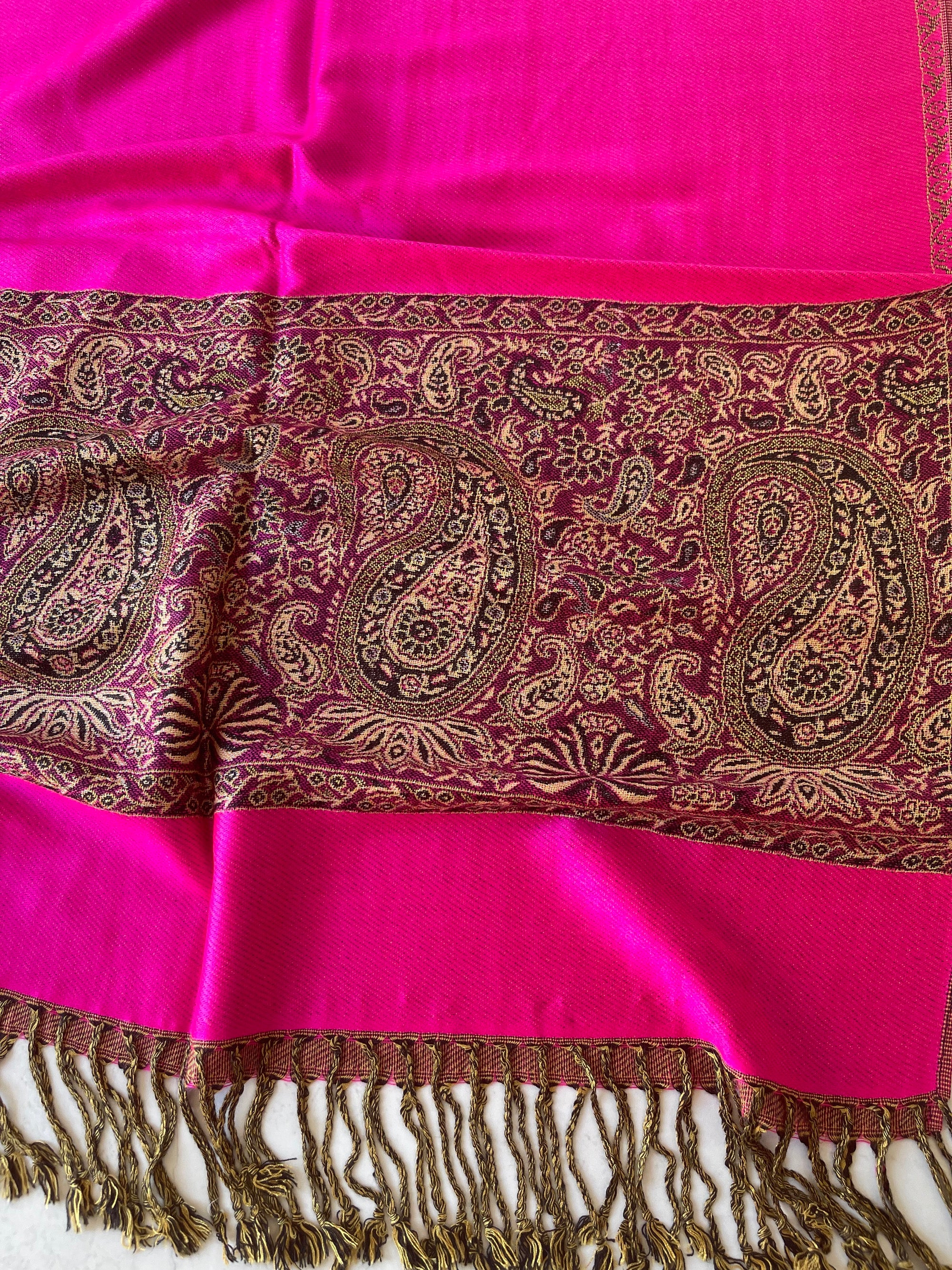 LARGE PLAIN FUCHSIA PINK REVERSIBLE MULTI COLOUR PAISLEY PRINT PASHMINA SHAWL SCARF WRAP