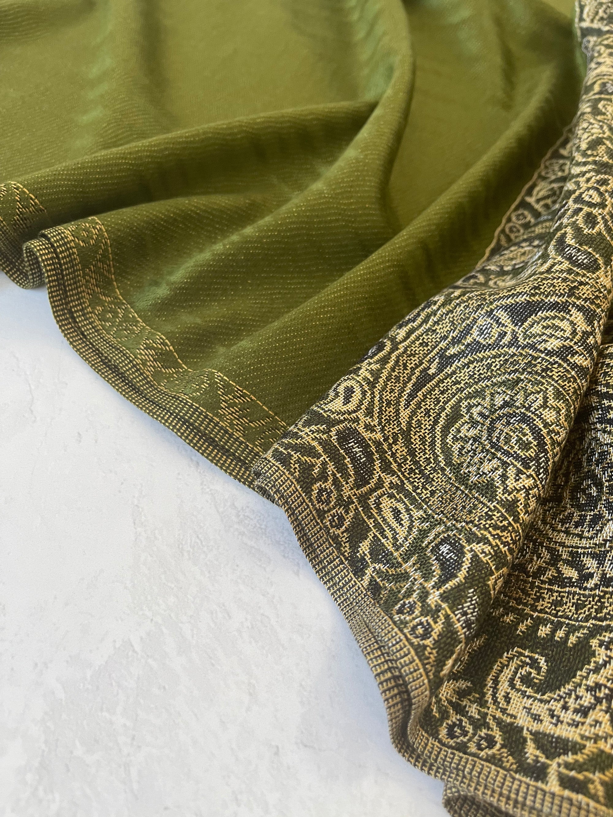 LARGE PLAIN GREEN REVERSIBLE MULTI COLOUR PAISLEY PRINT PASHMINA SHAWL SCARF WRAP