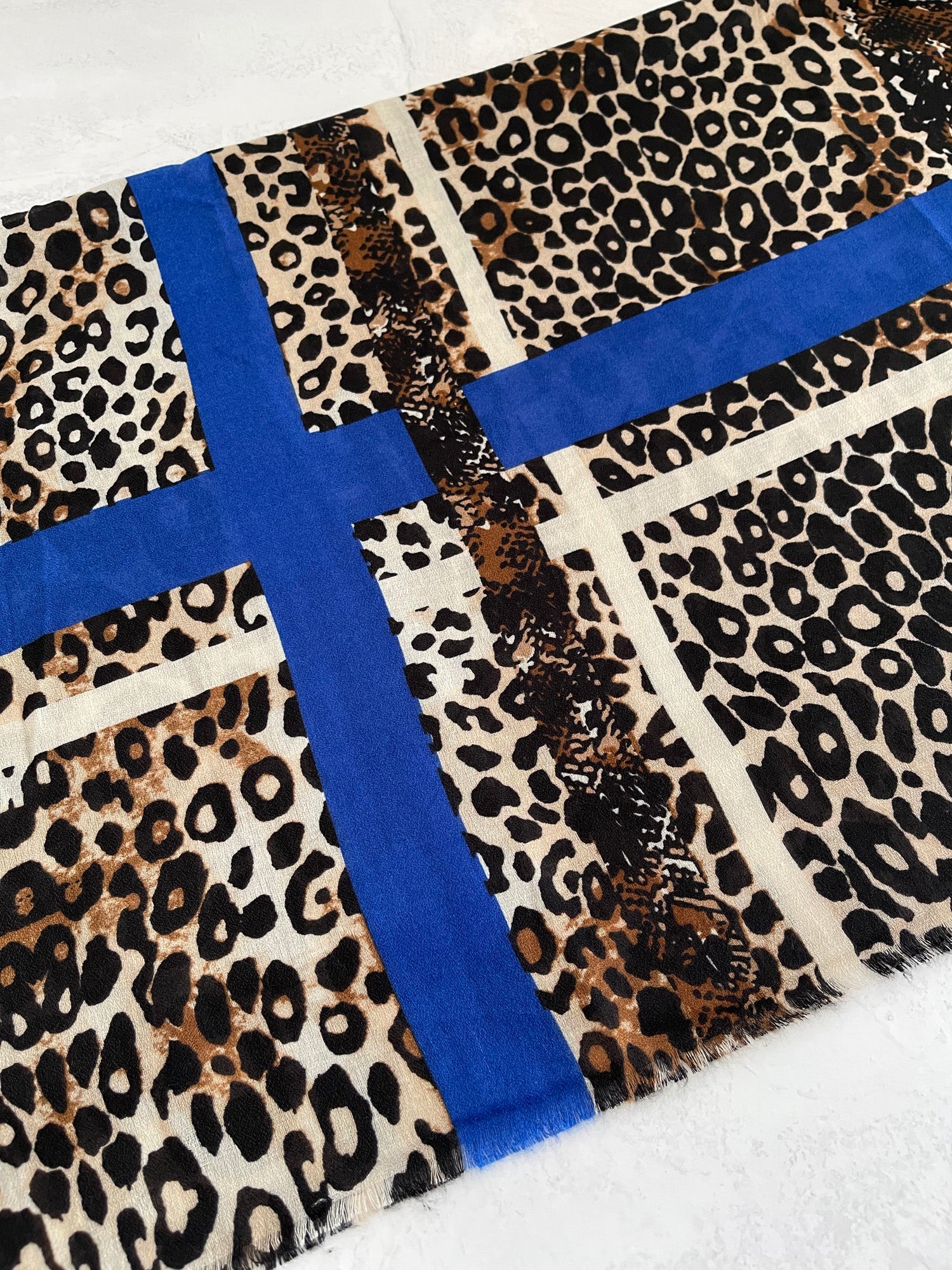 LARGE ROYAL BLUE SNAKESKIN AND LEOPARD PRINT SCARF