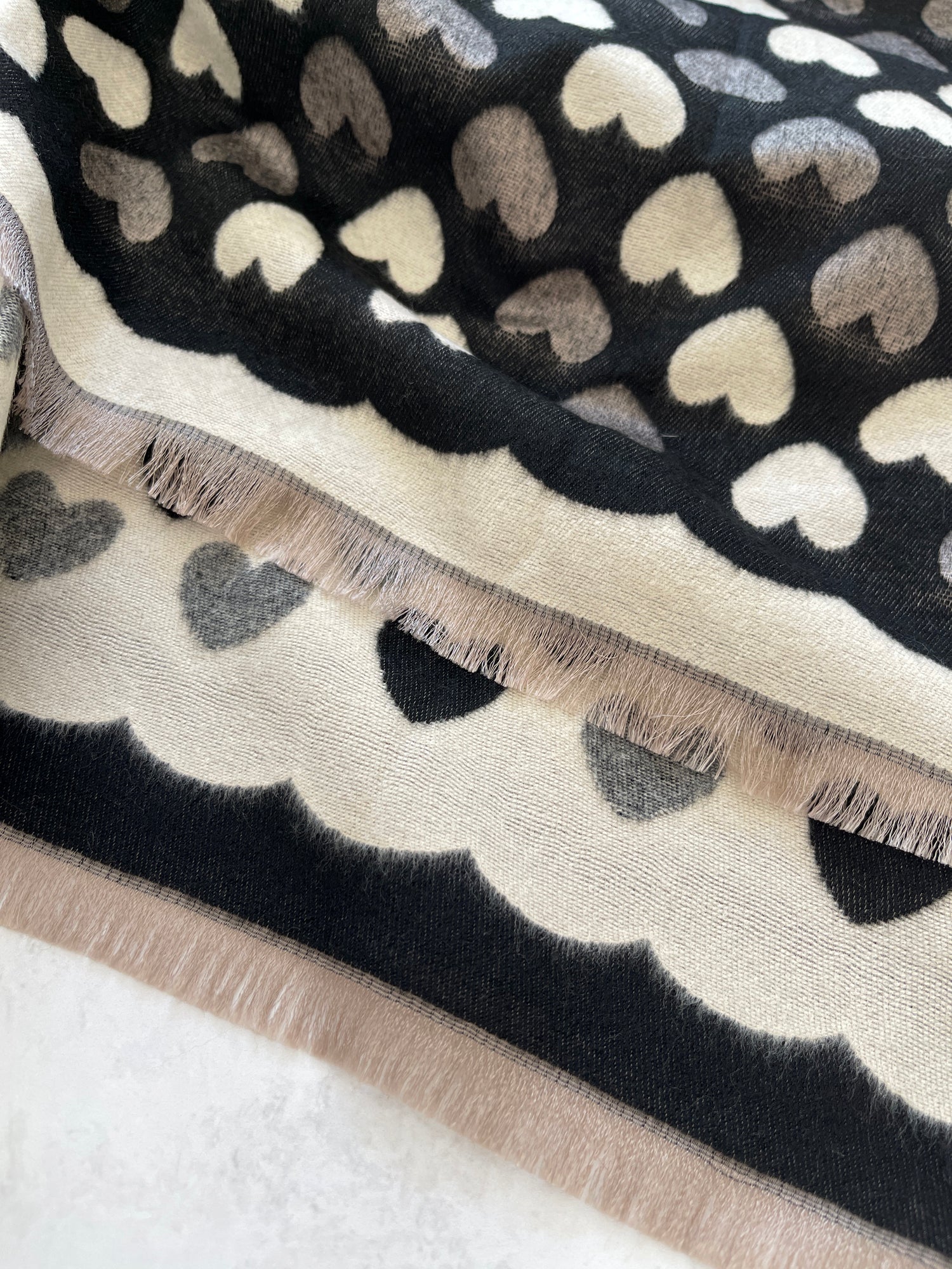 LARGE BLACK HEART PRINT REVERSIBLE CASHMERE WINTER SHAWL BLANKET SCARF